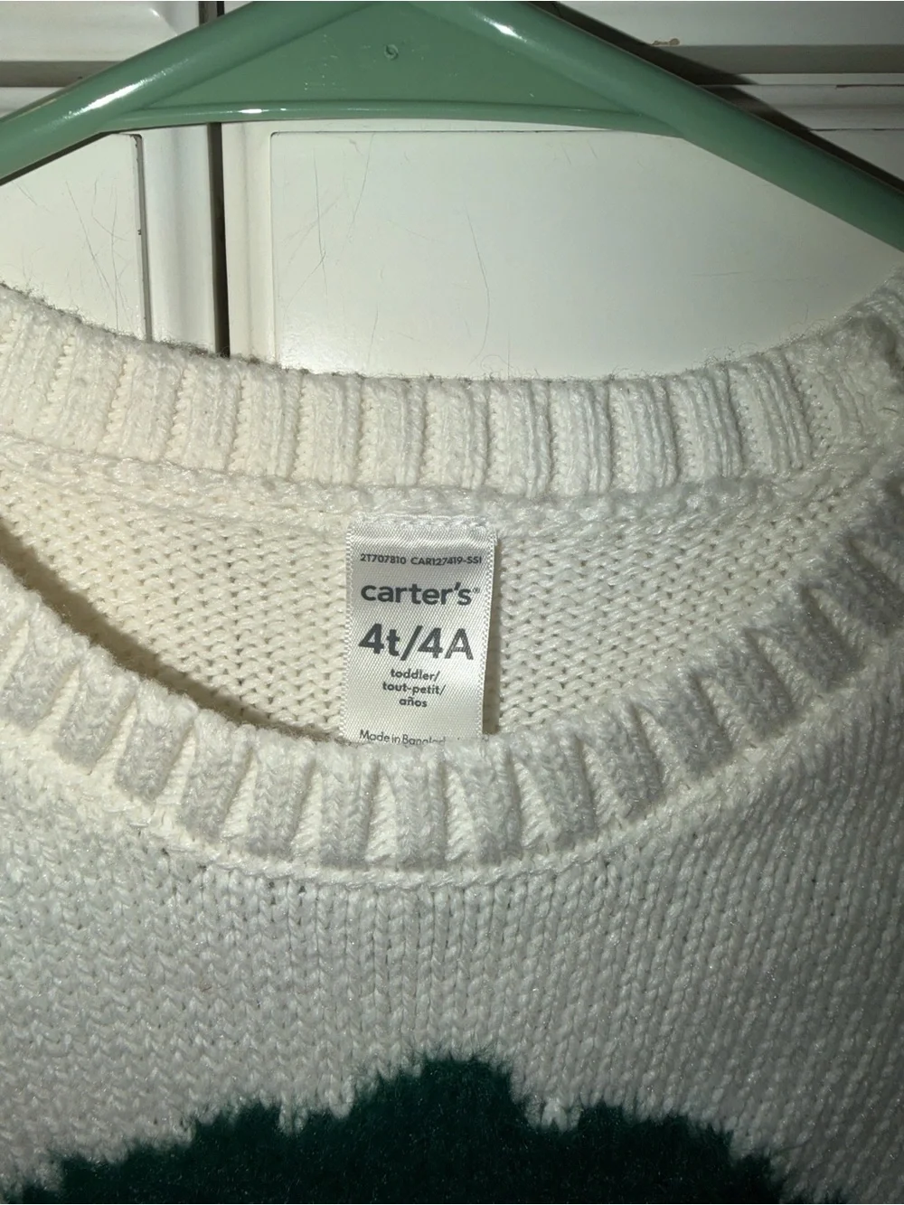 NWT Carter's White Knit Sweater with Green Wreath & Red Bow Size 4T